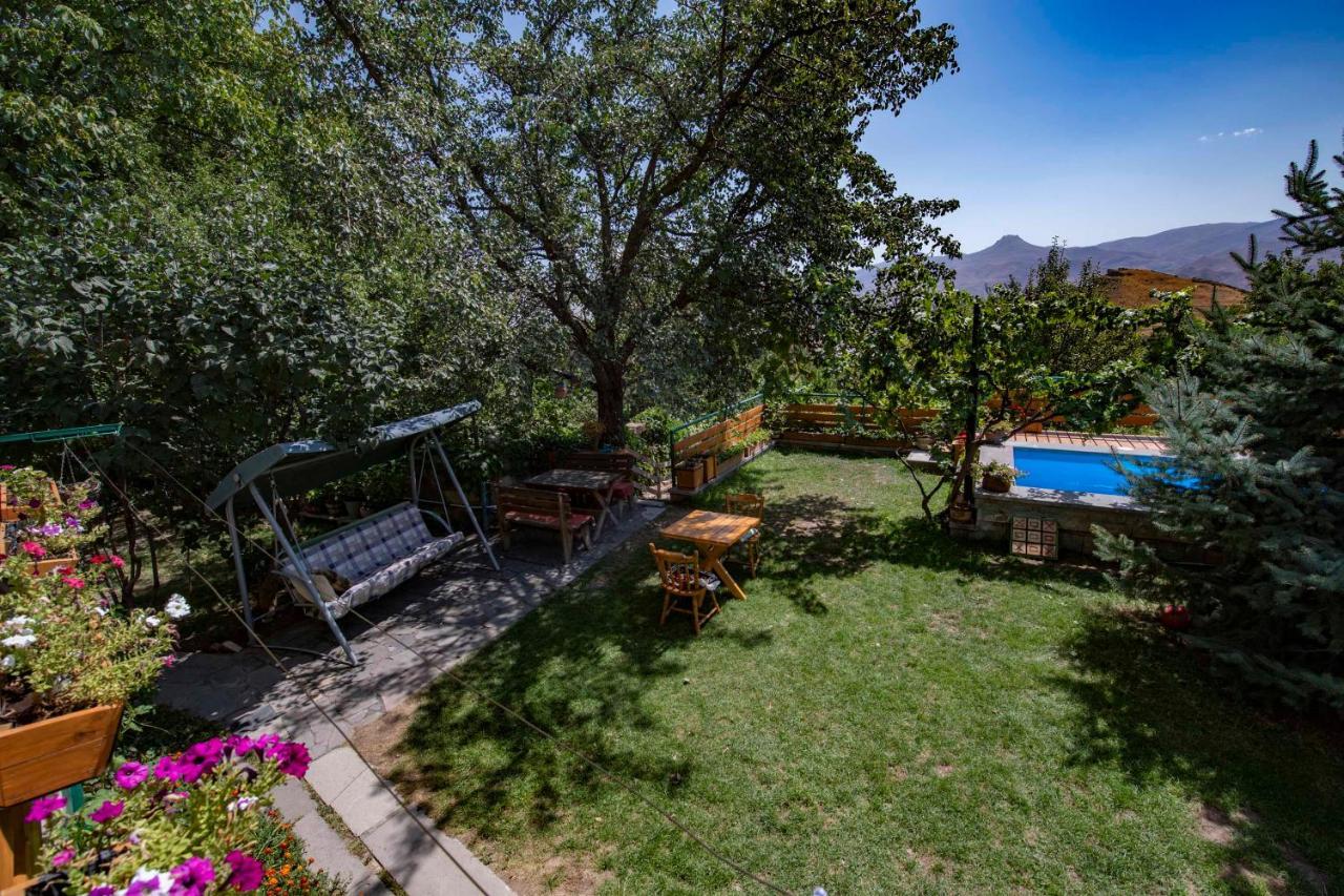 Green Stone Boutique Hotel Ехегнадзор Экстерьер фото